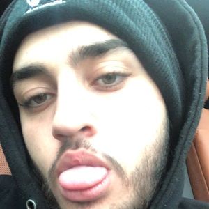 Meet your Posher, Walid